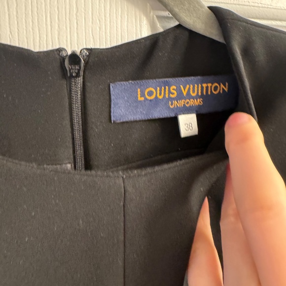 Louis Vuitton uniform dress - Picture 6 of 14